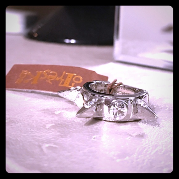 Ring