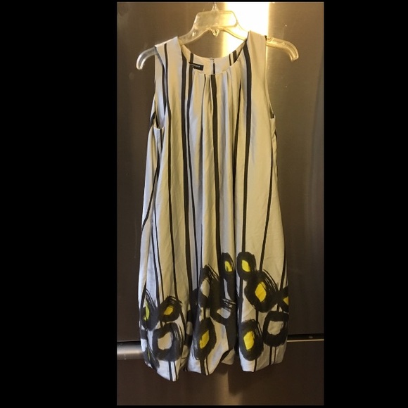 MAKE AN OFFER‼️ElegantProsper Bubble  Dress Size 3