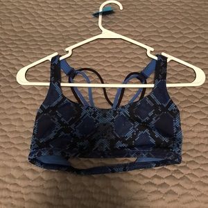 Lululemon sports bra
