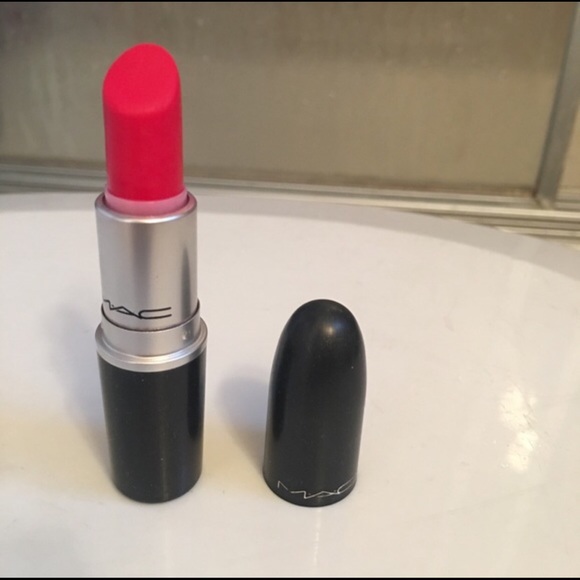 Mac lipstick