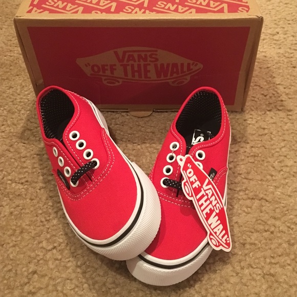 red polka dot vans