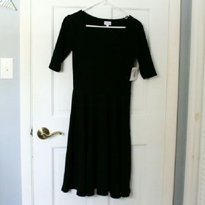 NWT LuLaRoe Nicole Dress Solid Black Textured