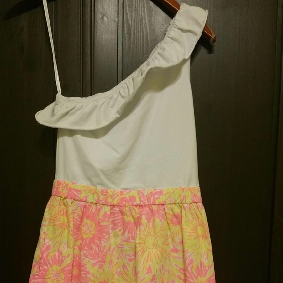 Lilly Pulitzer glow in the dark dress in Sunkissed