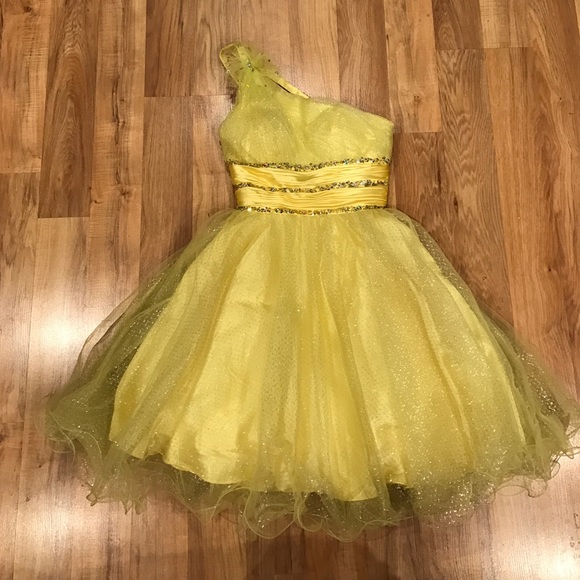 Yellow Homecoming/Prom Dress