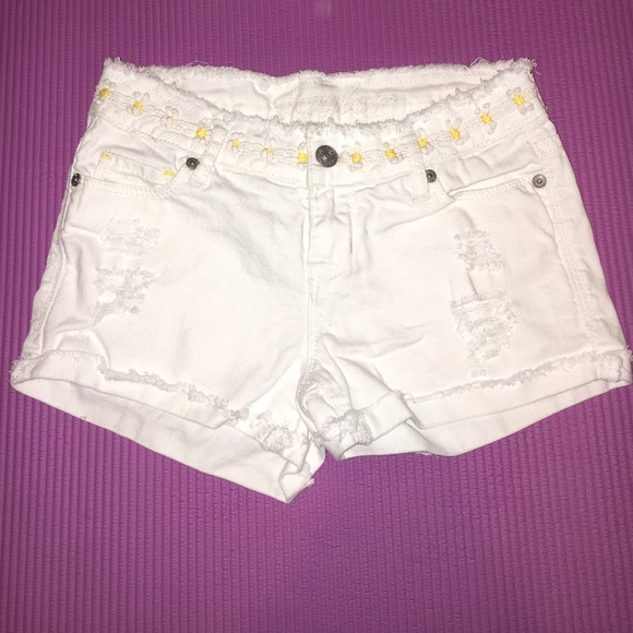 Delia*s High-Waisted White Shorts