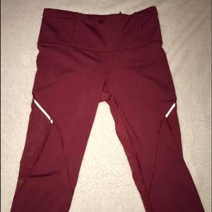 lululemon run with the sun crop!! Size 8