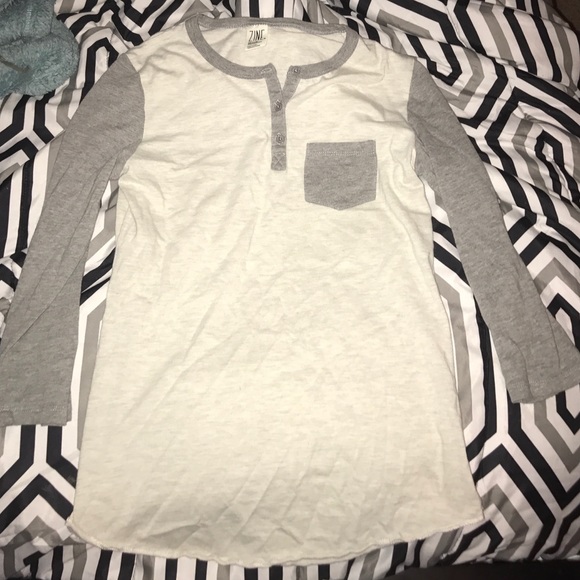 Zine 3/4 sleeve shirt