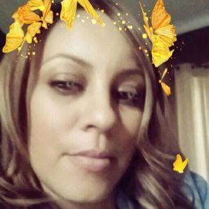 Meet your Posher, Ivette