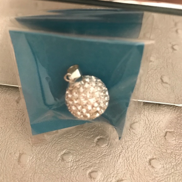 Pendant - Picture 4 of 4