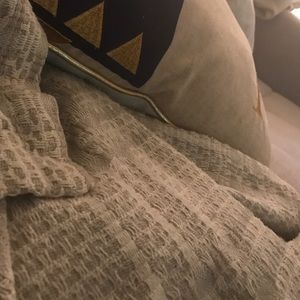 Meet your Posher, Lee