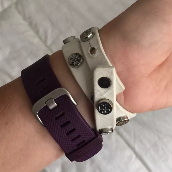 SOLD Tory Burch white double wrap leather bracelet - Picture 2 of 4