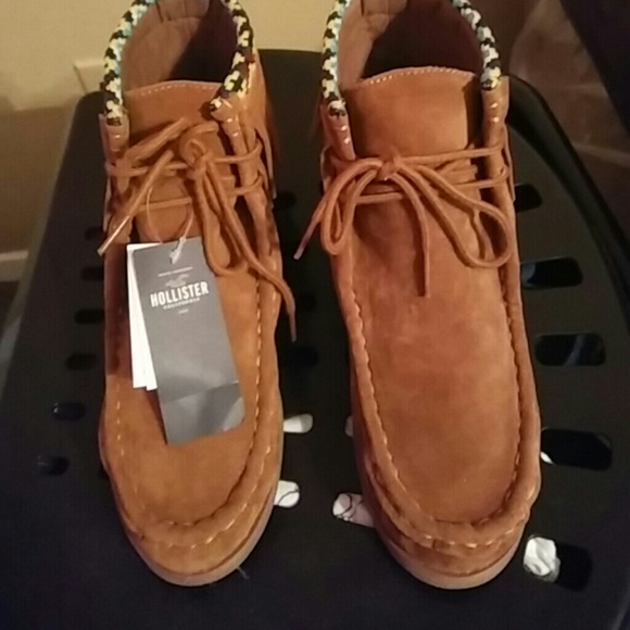 Hollister Vegan Suede Moccasin Booties