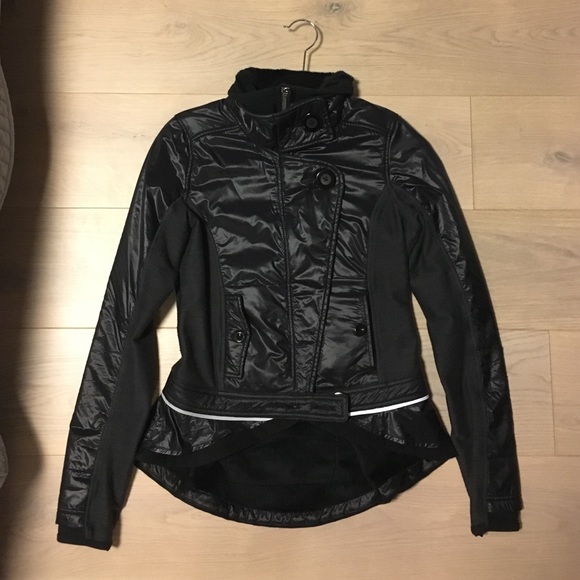 Lululemon jacket barely worn