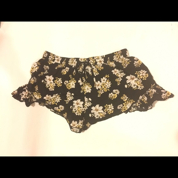 floral shorts