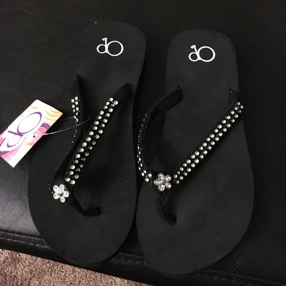 Girls black flip flop