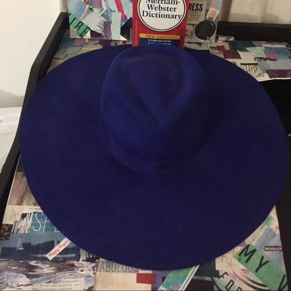 Floppy Hat