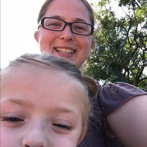 Meet your Posher, Mae