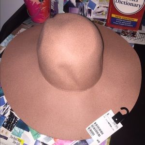 Oversized Fall/Spring Hat