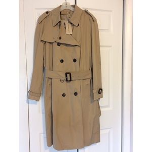 NEW - Burberry Westminster Trench Coat with tags