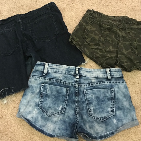 Short shorts BUNDLE - Picture 2 of 4