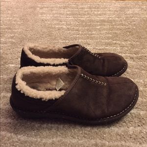 Ugg Slip-ons
