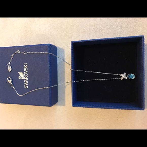 Original swarovski necklace