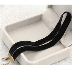 Classic Velvet Choker