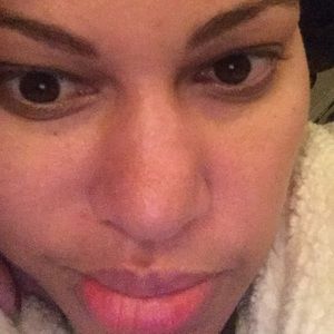 Meet your Posher, Eva