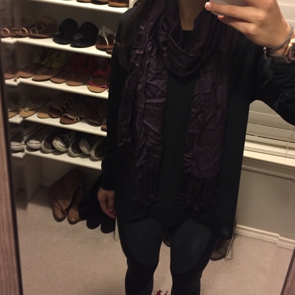 Scarves - Picture 2 of 4