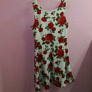 White Dress covered with Roses