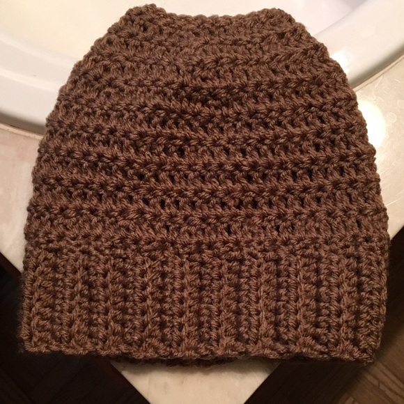 Messy bun hat! - Picture 1 of 3