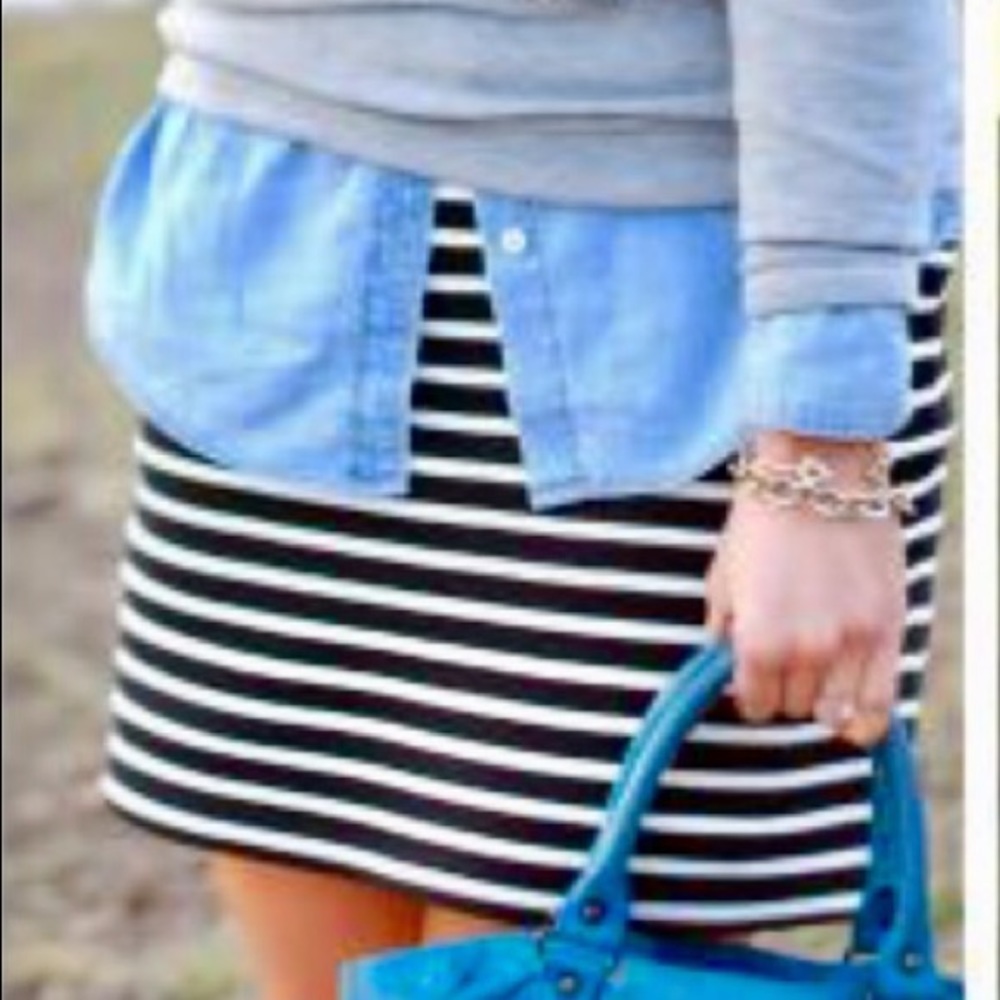 Max Studio mini skirt. L