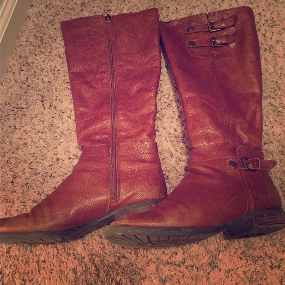 Brown/camel riding boots