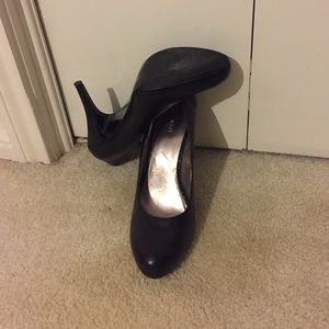 Nine West pumps