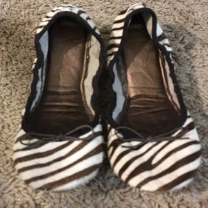 Zebra stripe flats