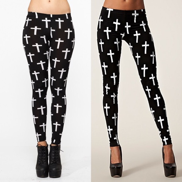 Cross Print Leggings - Picture 2 of 4
