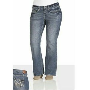 Final Price ⬇Maurices Boot Cut Ivy Jeans