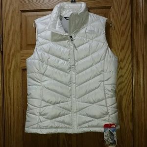 NWT: North Face puffy vest