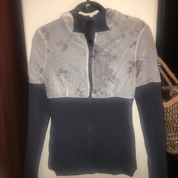 Lululemon reversible jacket - Picture 4 of 4