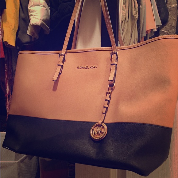 Large Michael Kors bag- Black and Tan