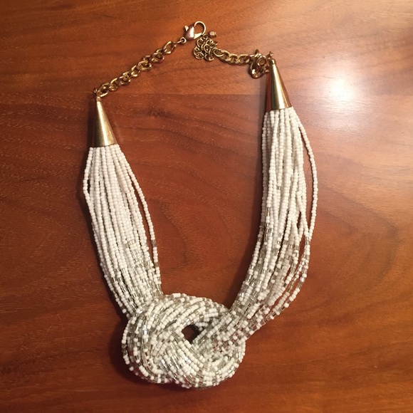 White and silver bead statement necklace - Picture 1 of 2