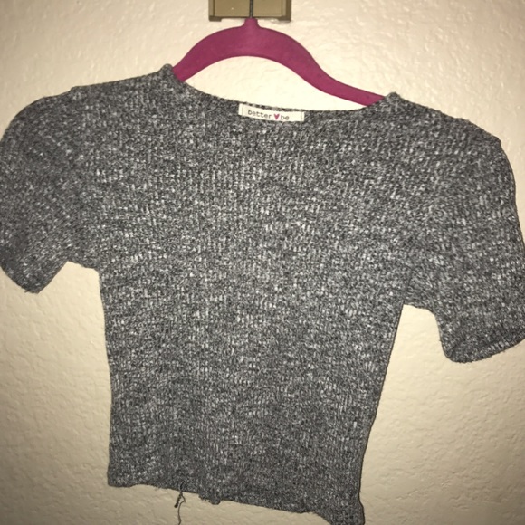 Gray crop top - Picture 1 of 3