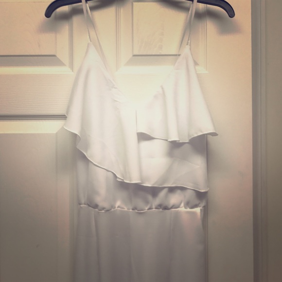 BRAND NEW🎉White pants romper/jumpsuit