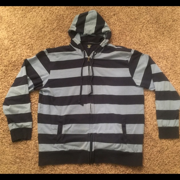 St. John's Bay XL hoodie
