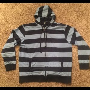 St. John's Bay XL hoodie