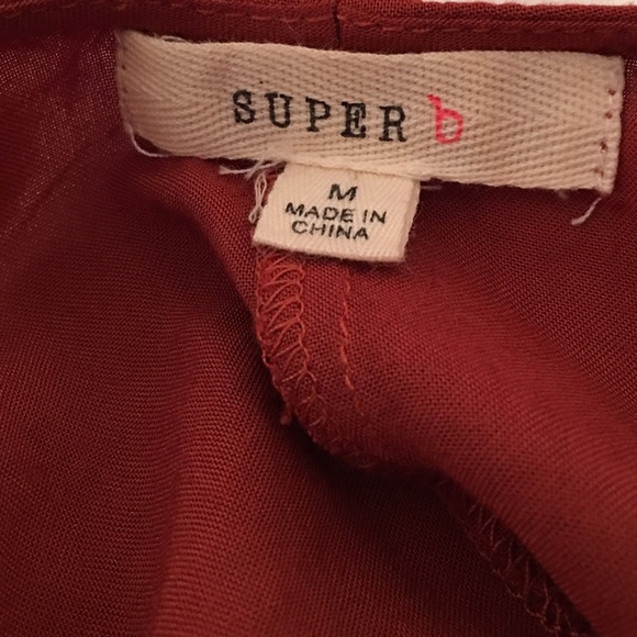 Fracesca's Cold Shoulder - Picture 4 of 4