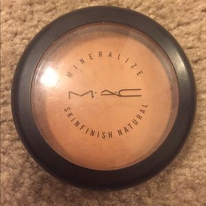 MAC "Give Me Sunny" Skinfinish