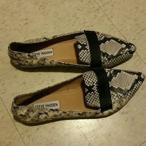 Steve Madden loafer flats