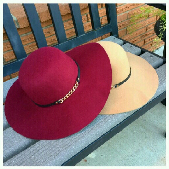 •Chain Panama Hat• - Picture 2 of 2