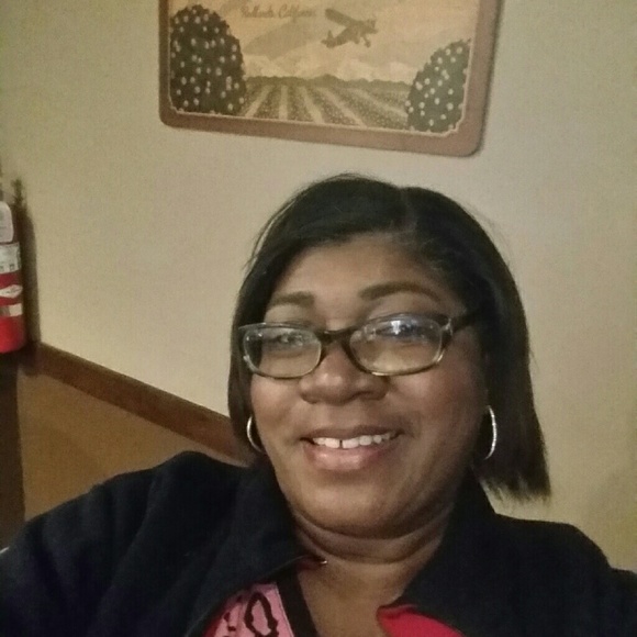 Meet your Posher, Tamika - Picture 1 of 1